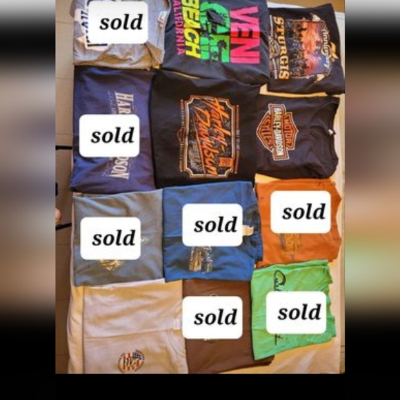 Size Large t-shirts - Picture 2 of 2